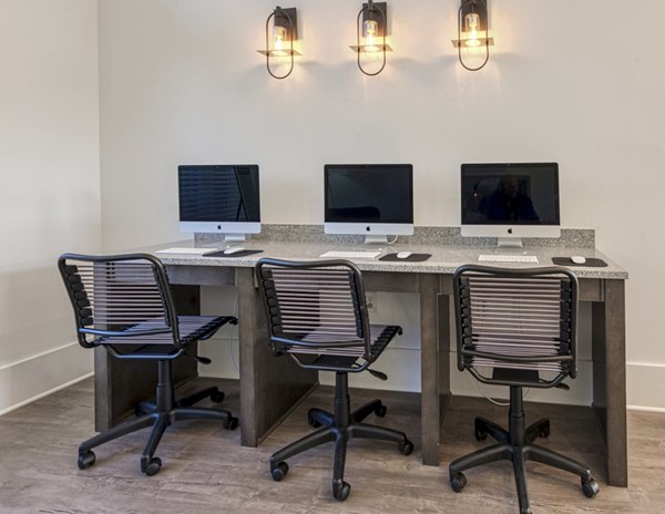 Retreat at Arden Farms Apartments