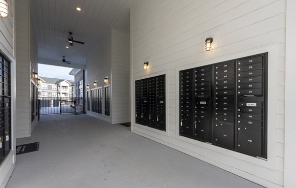 Retreat at Arden Farms Apartments