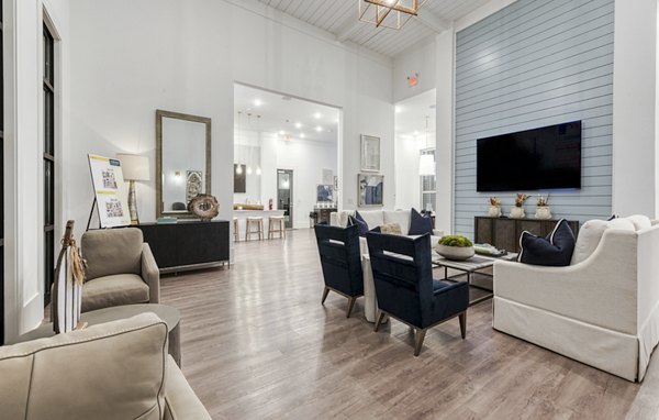 Retreat at Arden Farms Apartments