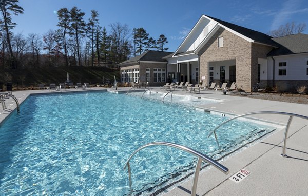 Retreat at Arden Farms Apartments