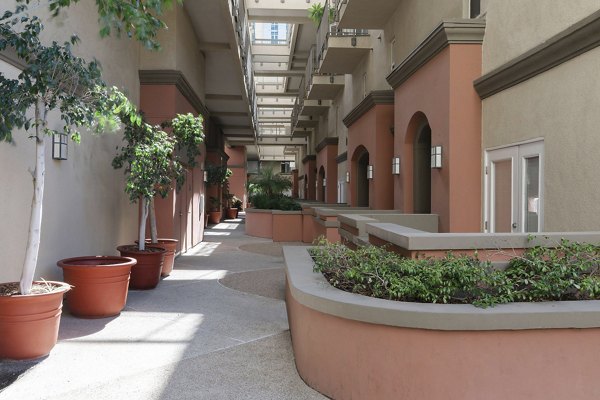 building/exterior at The Heritage Apartments