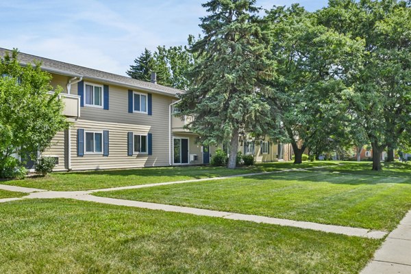 exterior at Sycamore Woods Apartments