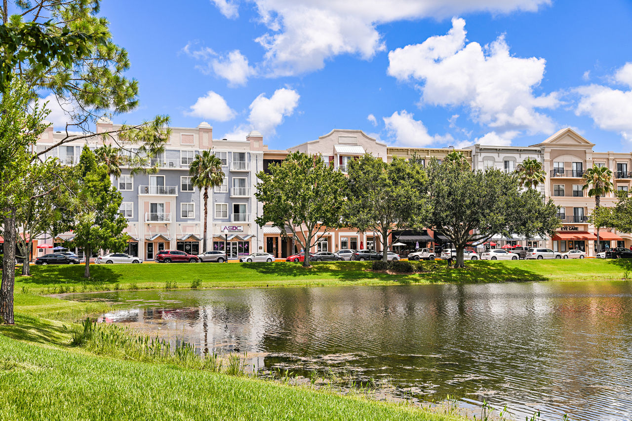 Parkside At Avalon Park Orlando Fl 2 of 12