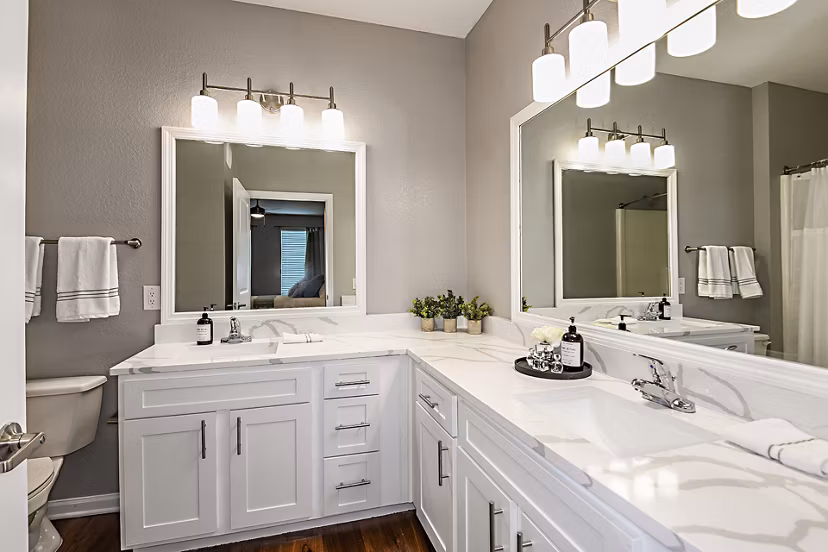 bathroom at Parkside at Avalon Park - Phase I Apartments 
