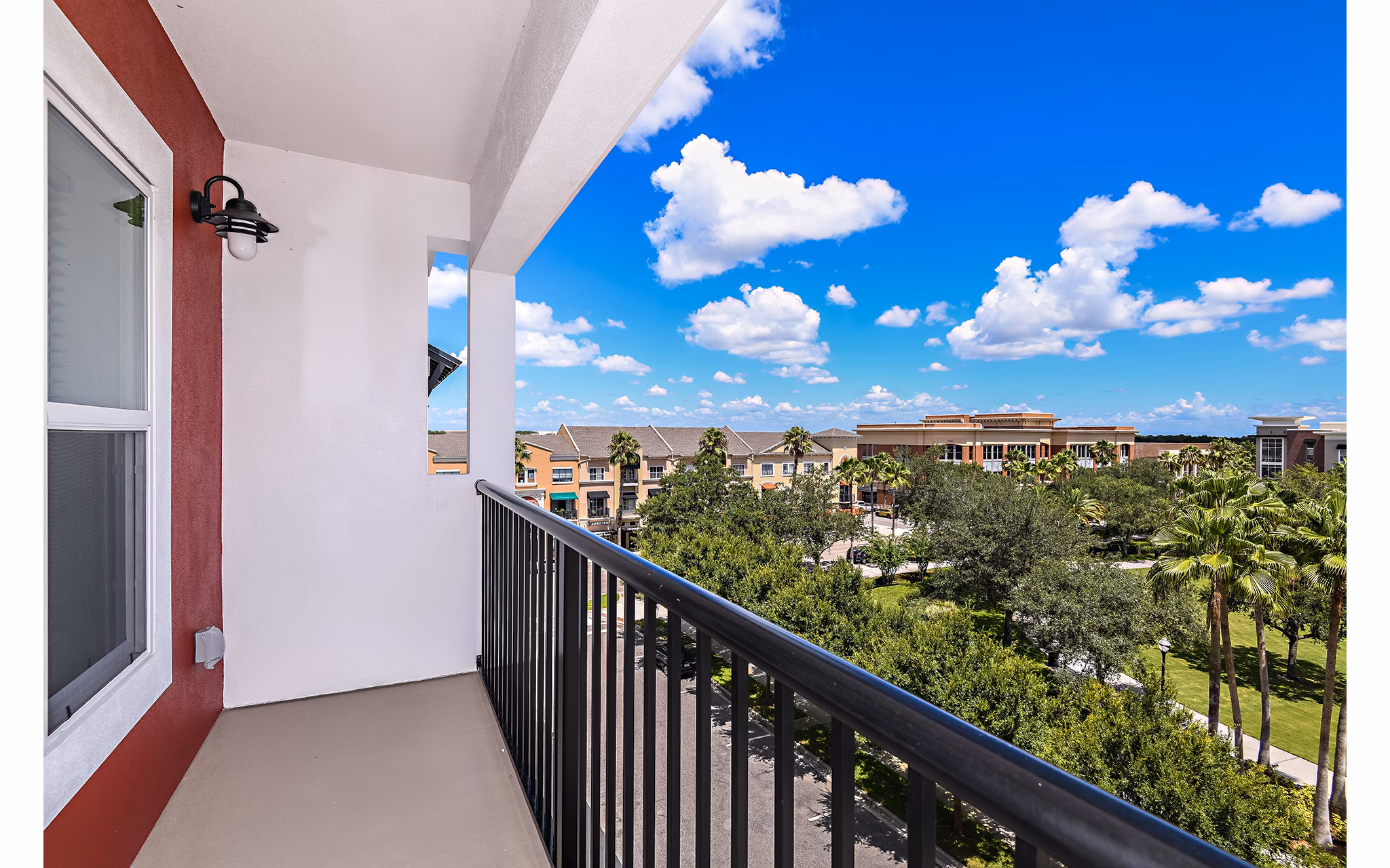 patio at Parkside at Avalon Park - Phase I Apartments 