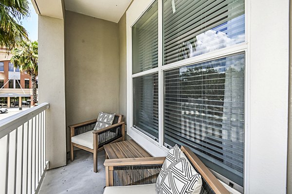 Patio with outdoor seating at Parkside at Avalon Park Apartments