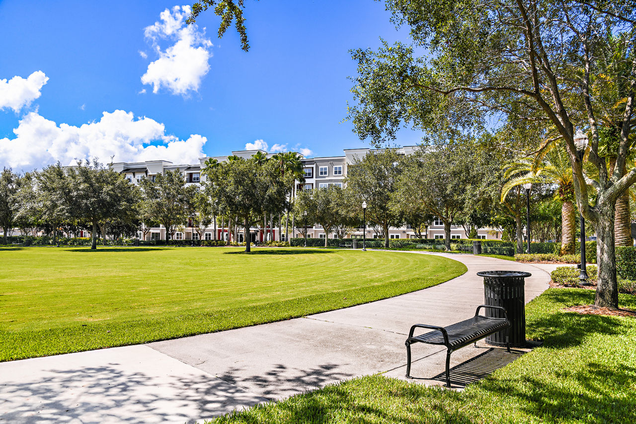 Parkside At Avalon Park Orlando Fl 4 of 12