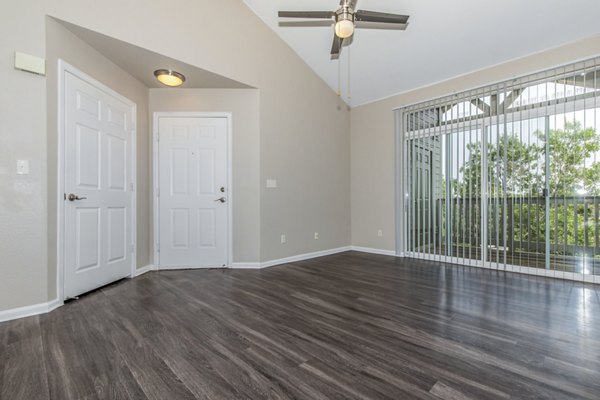 Cozy living room with modern decor at Links at Legacy Ridge Apartments