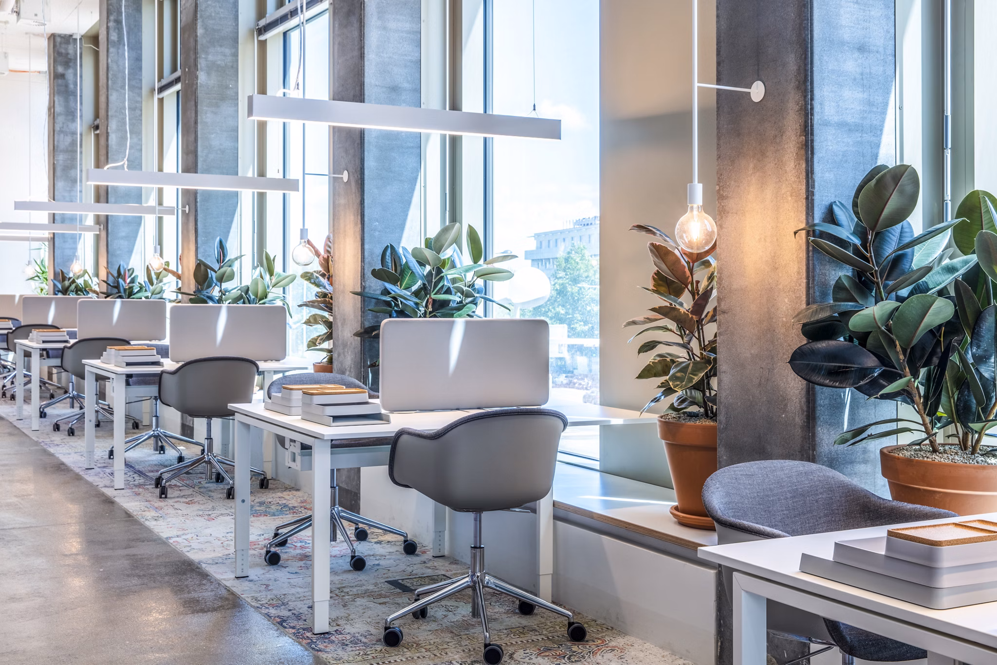 clubhouse/study area at District Living Apartments