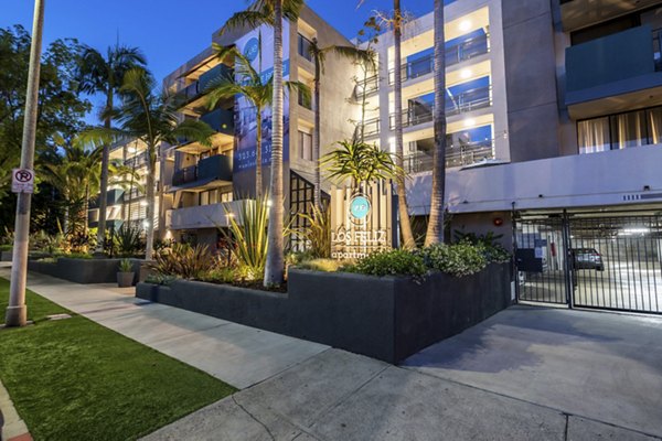 exterior at Vue Los Feliz Apartments