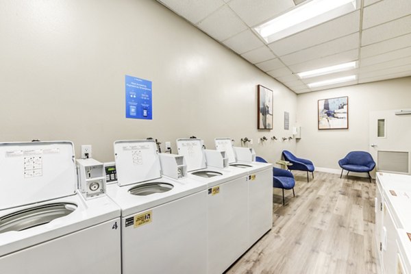Vue Los Feliz Apartments: Modern laundry facility with efficient machines for resident use