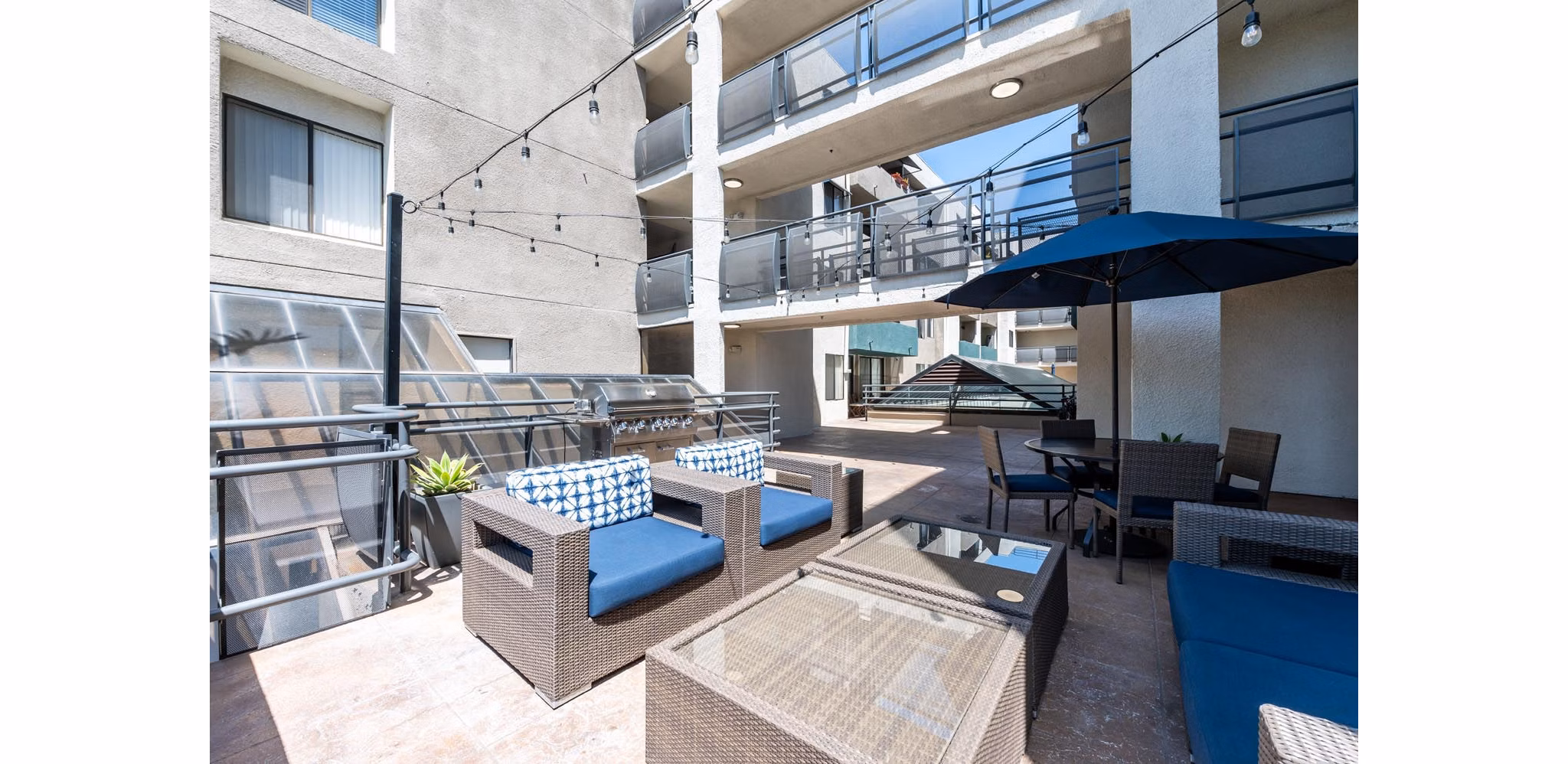 Pool at Broadstone Los Feliz Apartments