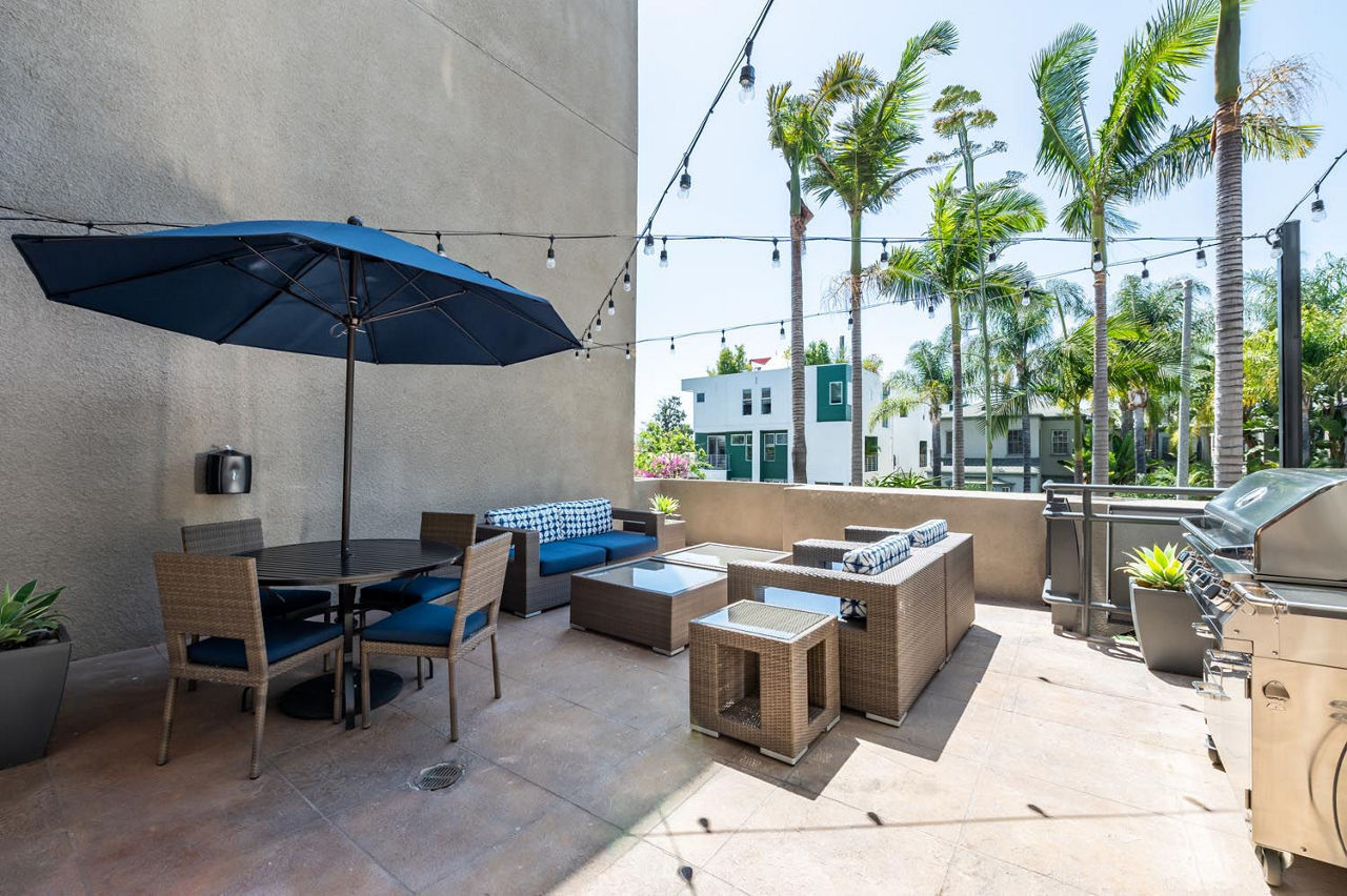 Broadstone Los Feliz 24 of 24