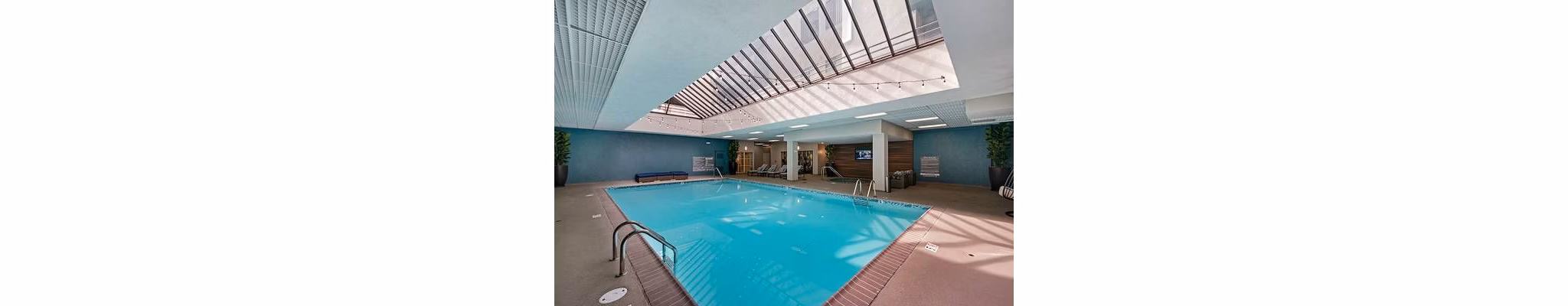 Pool at Broadstone Los Feliz Apartments