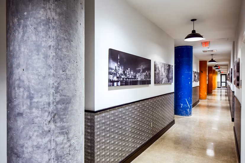 Hecht Warehouse Apartments: Stylish clubhouse with modern seating and decor in DC