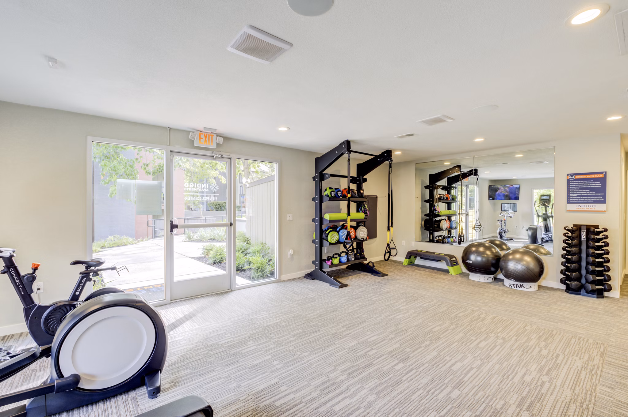 State-of-the-art fitness center with modern equipment at Avana Vista Point Apartments