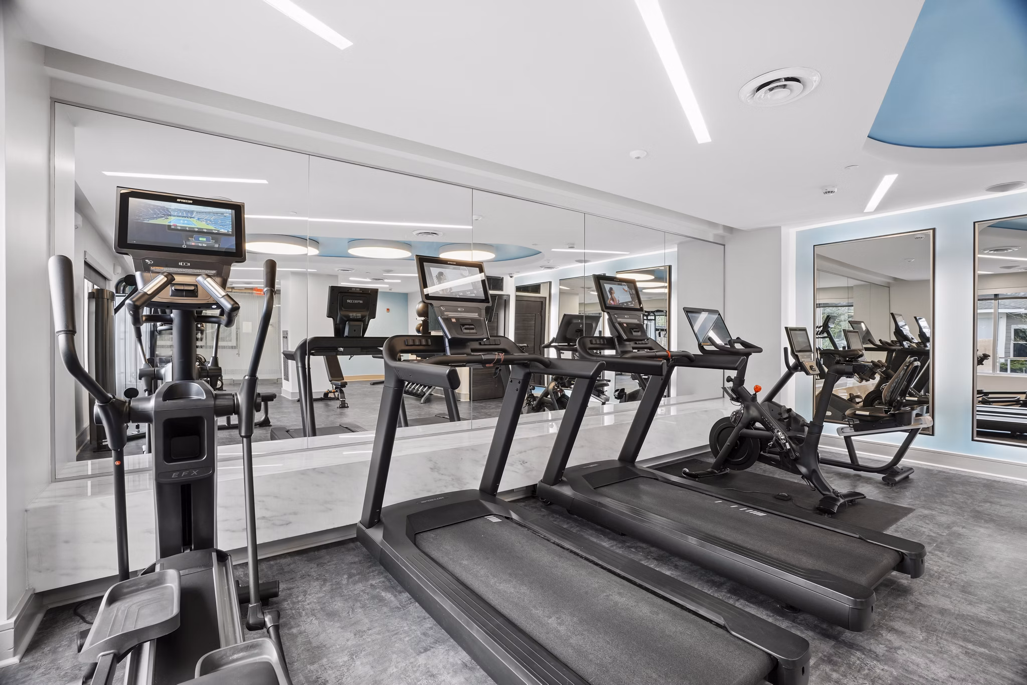 fitness center at The Landing at Vinnin Square Apartments 