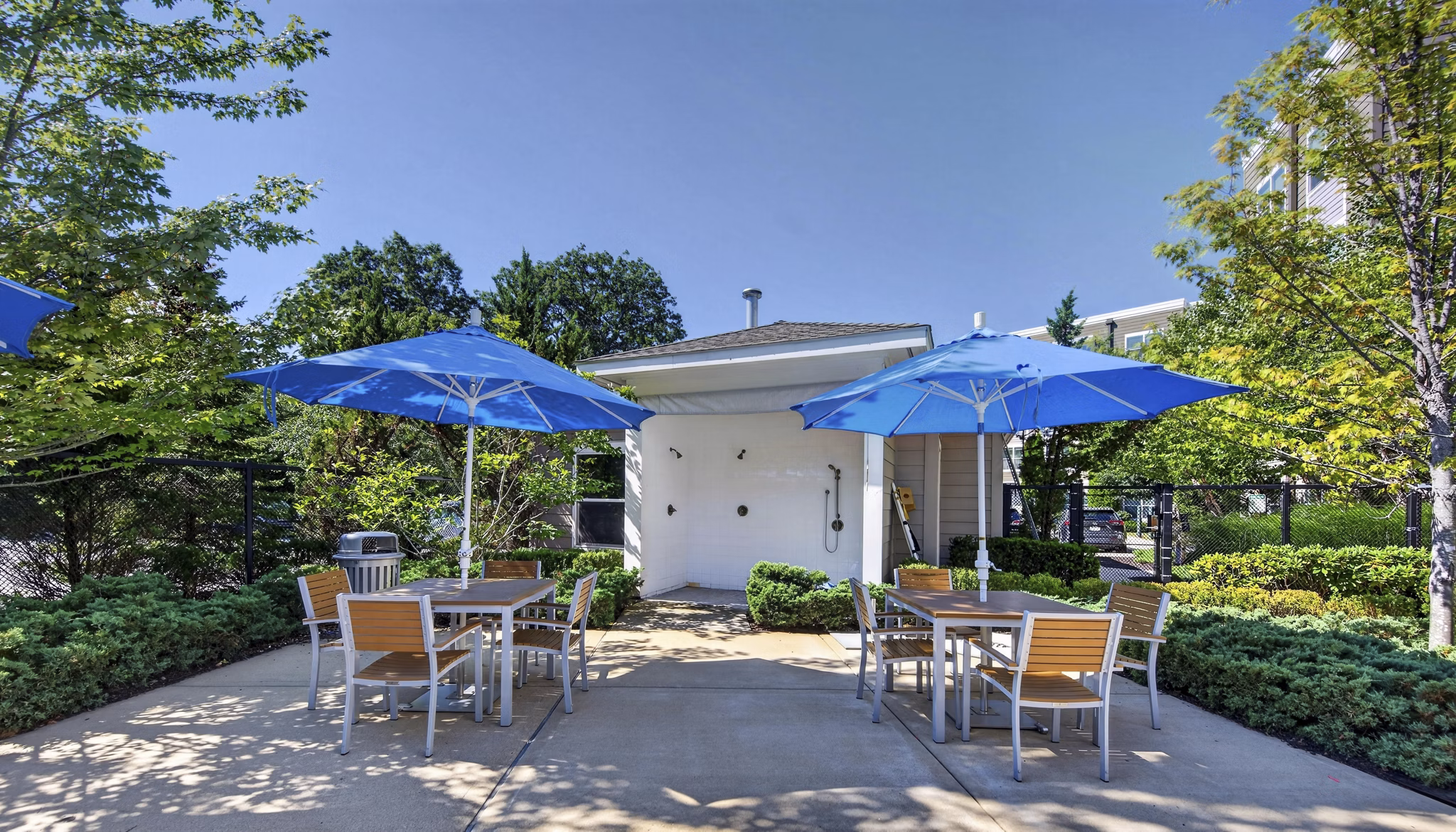 grill area at The Landing at Vinnin Squarea Apartments