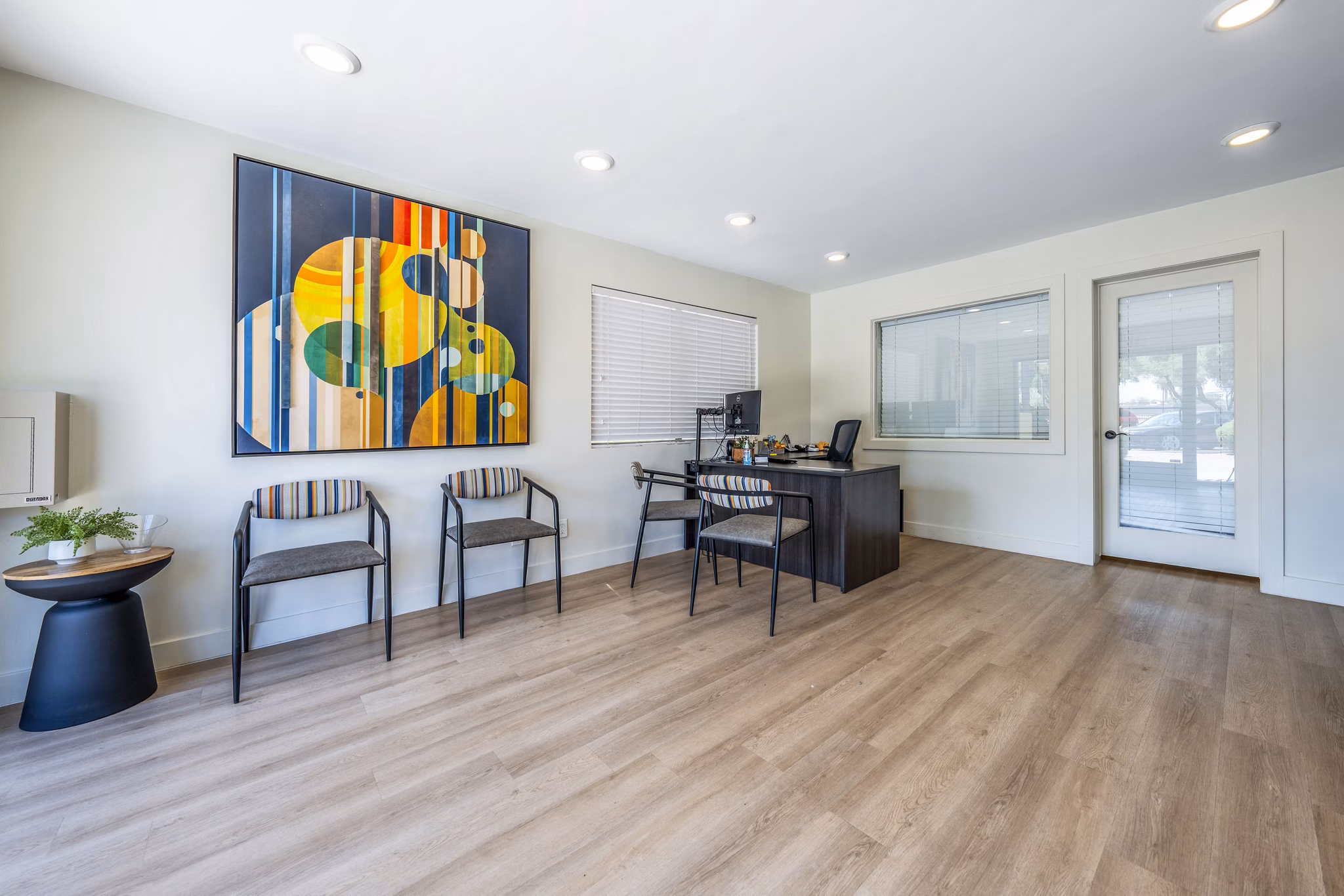 Modern clubhouse and leasing office at Villatree Apartments featuring stylish interiors and welcoming atmosphere