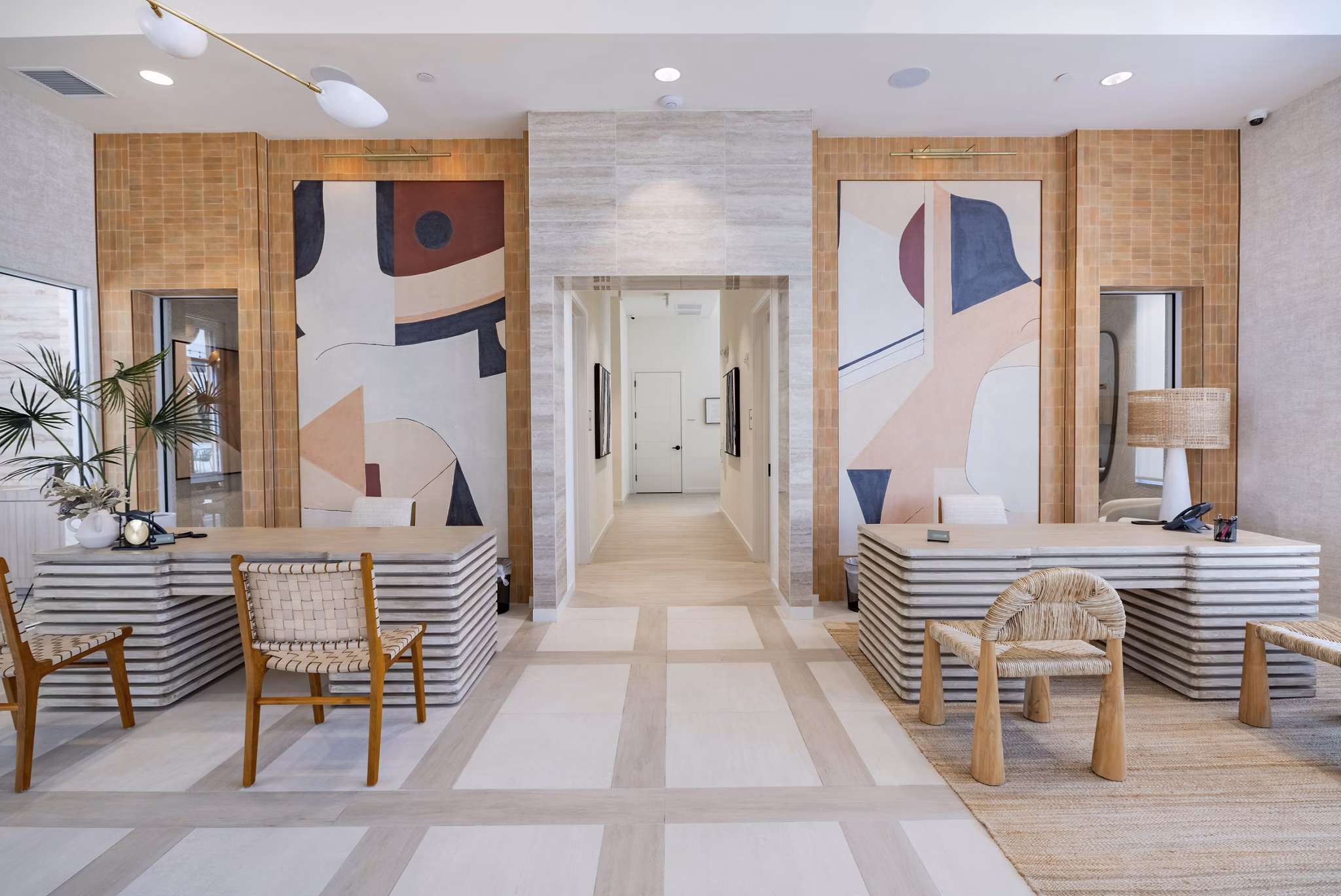 Lynwind Apartments: Elegant clubhouse with modern furnishings and communal spaces