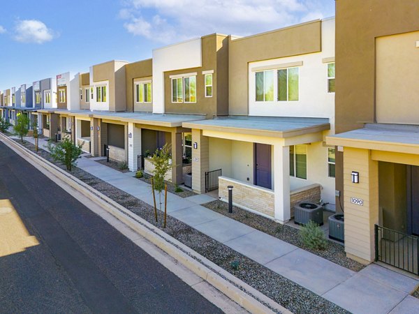 Town Surprise Apartments: Elegant of luxury townhomes in a serene community setting