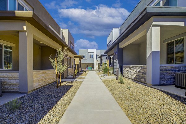 Town Surprise Apartments: Stylish of luxury townhomes in a serene community setting