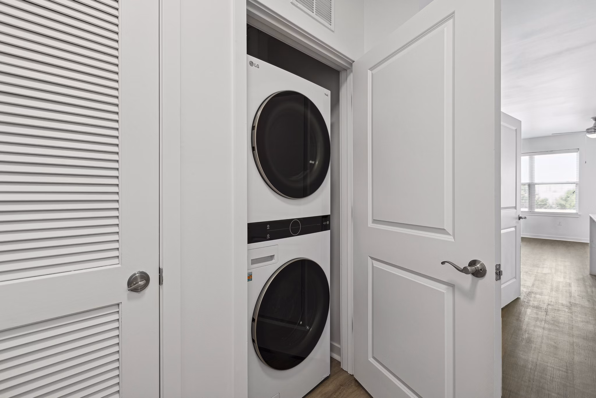laundry room at Midtown 205 Apartments