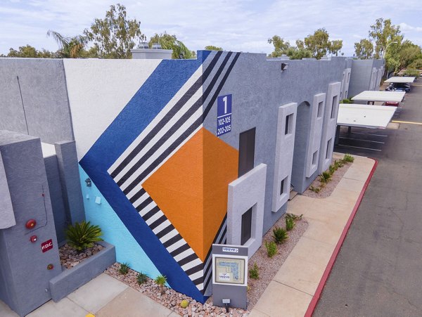 Verve Apartments: Luxury mid-rise apartments in urban setting