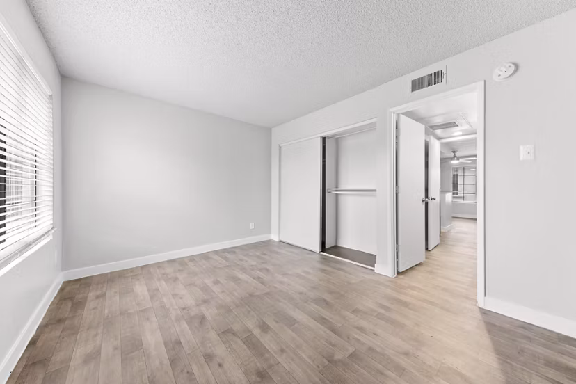 Modern bedroom with stylish decor at Verve Apartments