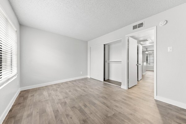 Modern bedroom with stylish decor at Verve Apartments