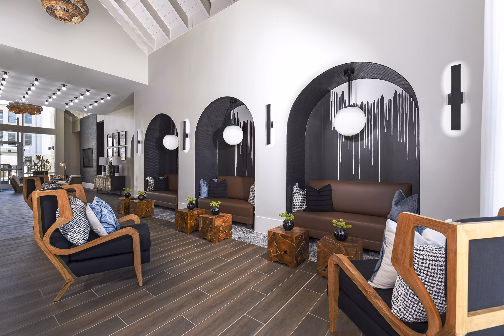 clubhouse at Austin Avenue Apartments
