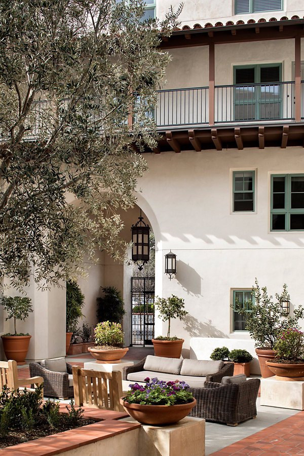 Modern clubhouse with cozy seating in Andalucia Apartments, a  luxury property