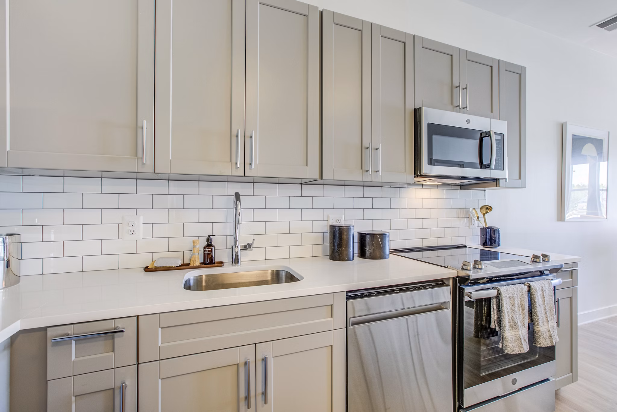 Kitchen at Centro Arlington Apartments