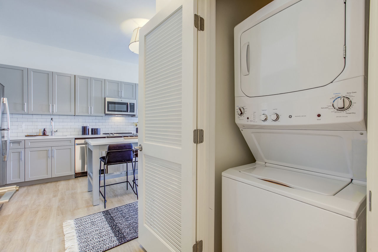 Laundry room at Centro Arlington