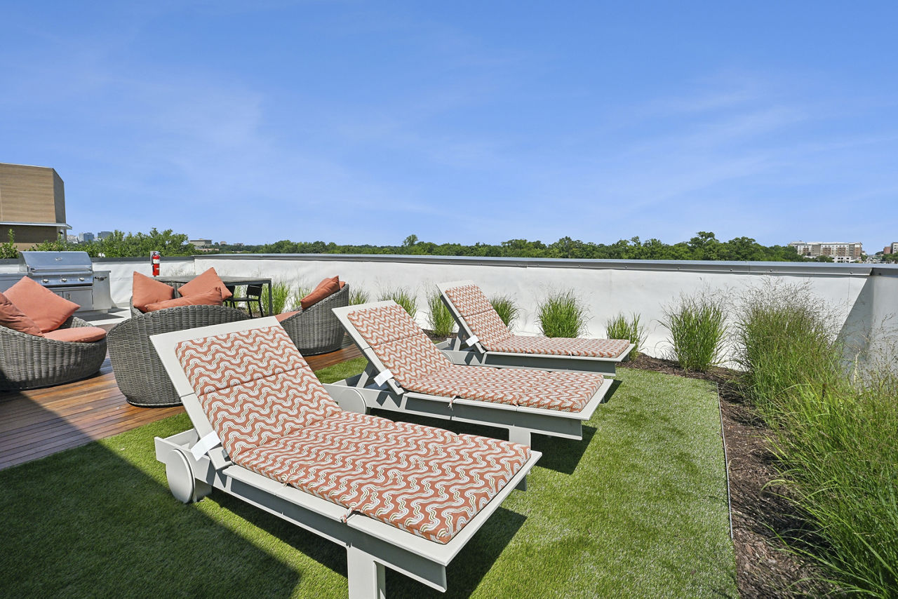 Roof deck at Centro Arlington