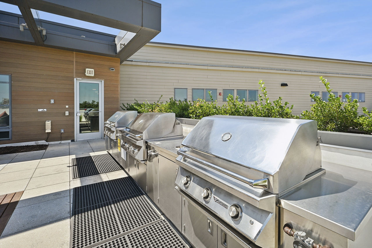Grill area at Centro Arlington