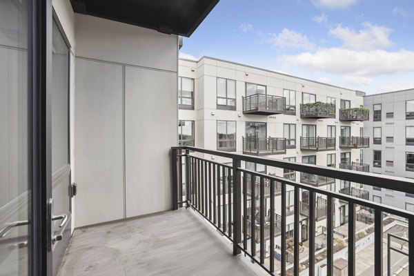 patio at Avidor Edina Apartments