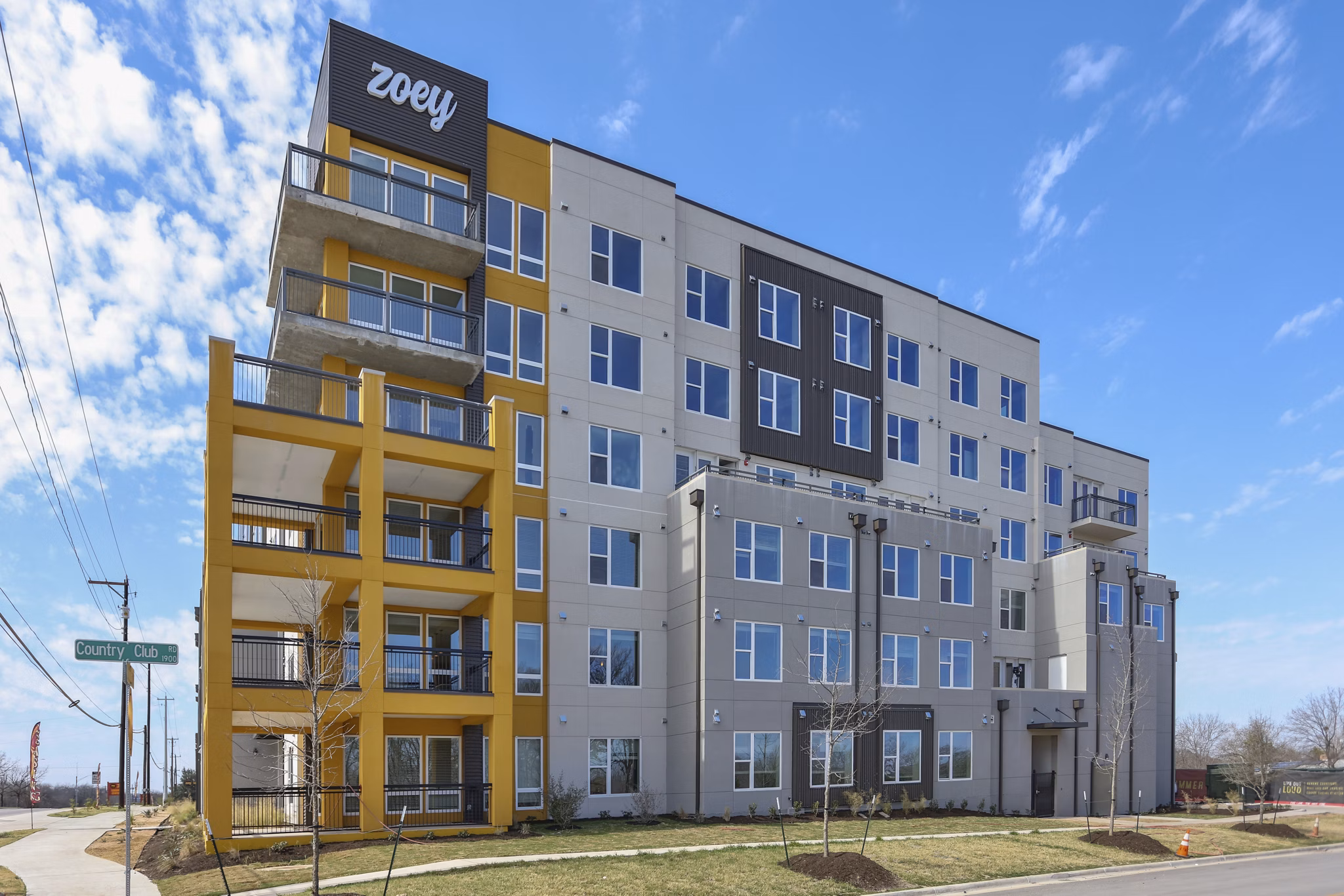 Zoey Apartments: Contemporary luxury 10-story apartment in vibrant downtown neighborhood