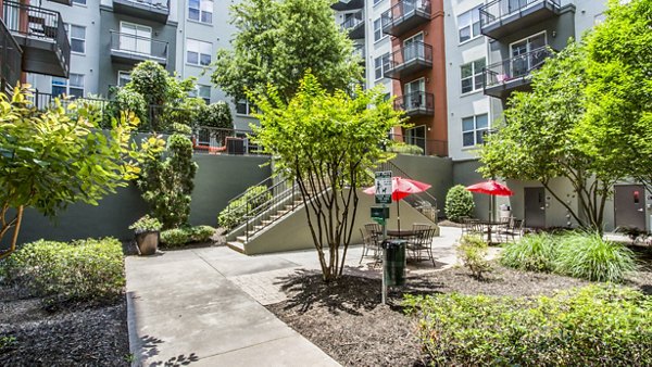 patio at SkylineATL Apartments