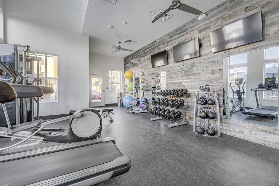fitness center at Millpond Apartments 