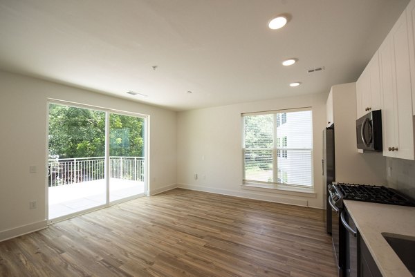  interior at The Boulevard at Grant Park Apartments