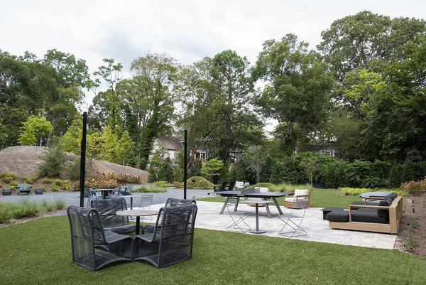 patio at The Boulevard at Grant Park Apartments