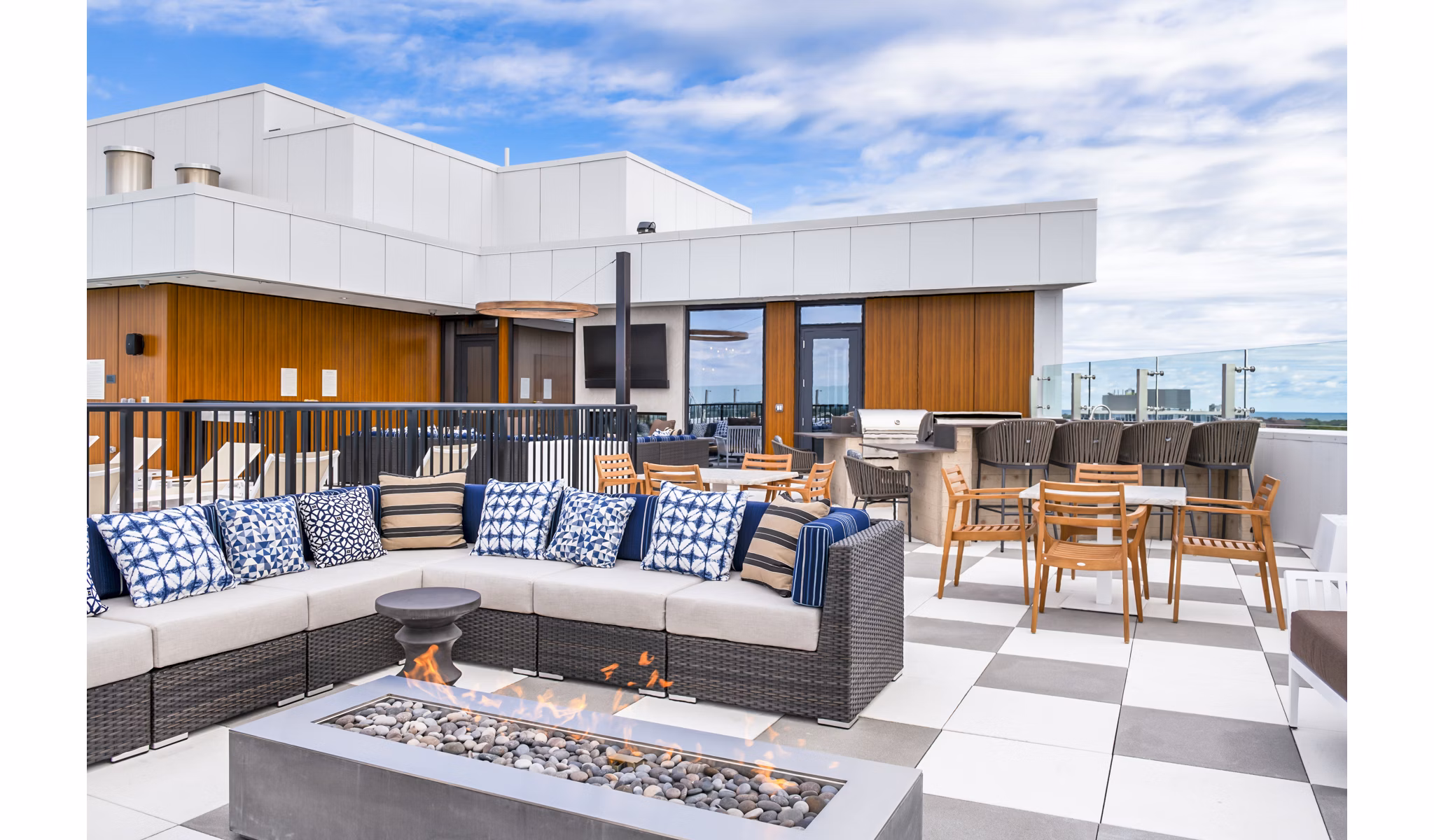 Outdoor fire pit/patio area at Avidor Evanston Apartments, perfect for relaxing and socializing in a modern setting