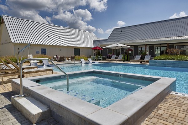 hot tub/jacuzzi/pool at FarmHaus Apartments