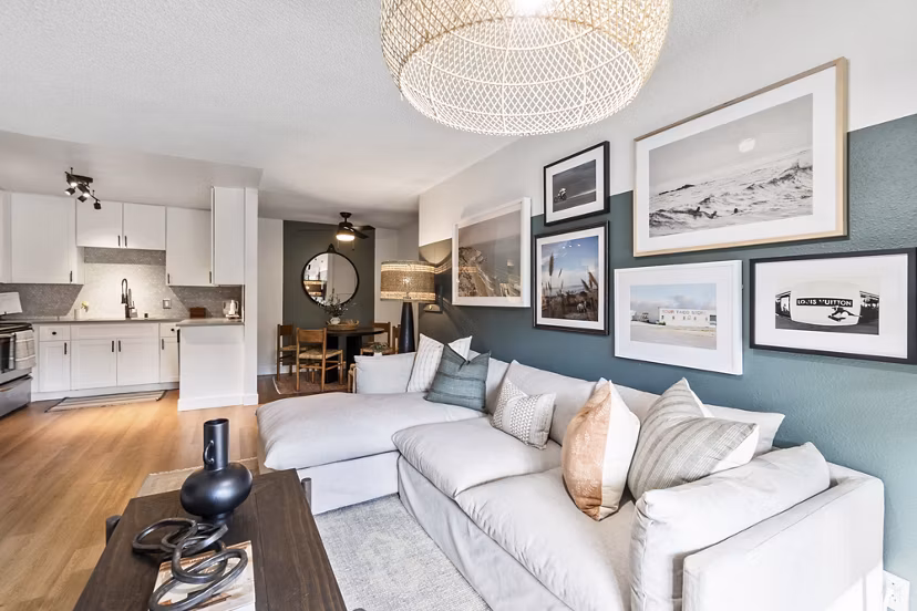 living room at Madera Ridge Apartments