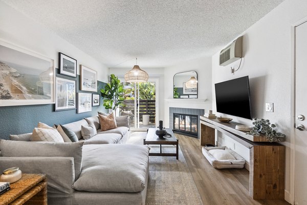 living room at Madera Ridge Apartments