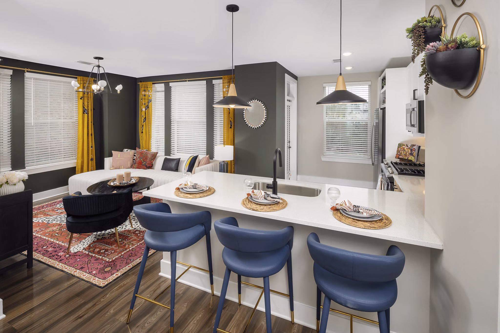 Dining area with modern furnishings at Broadstone Centennial Apartments