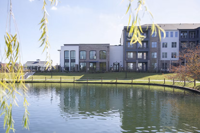Novel University Place: Luxury of upscale apartments in vibrant university district
