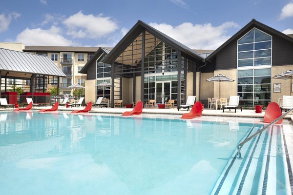 pool at Parkside at Round Rock Apartments