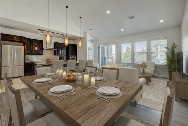 dining area at The Trails at Timberline Apartments